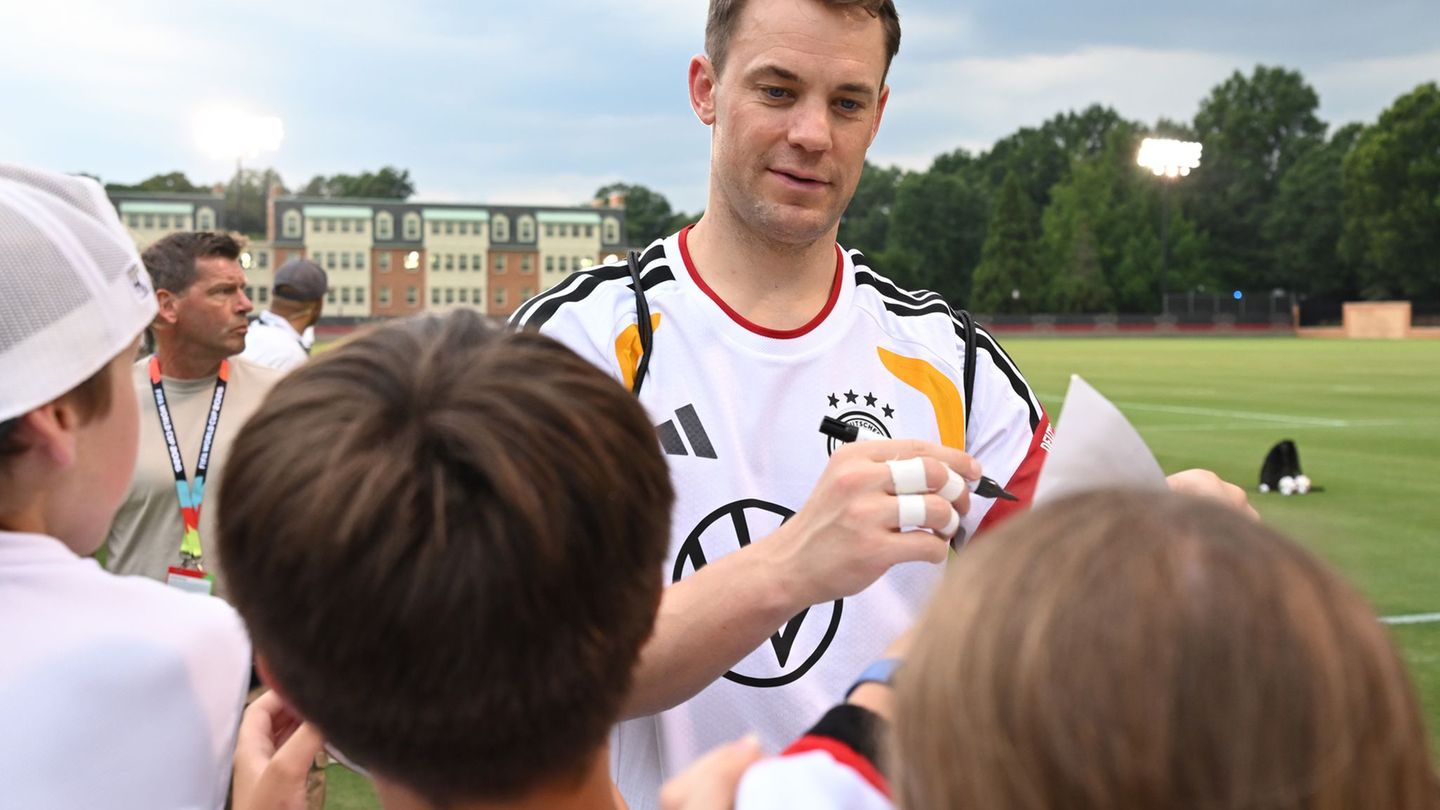 Fußball-Nationalmannschaft: Glückliche DFB-Fans und starke Z