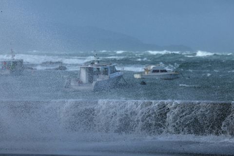 Sturmflut an der Küste von Island Bay