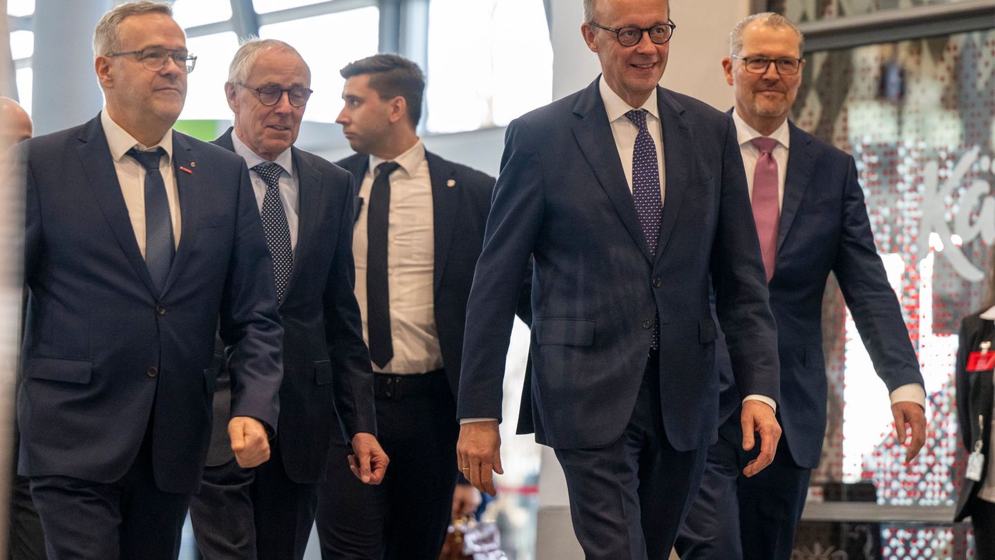Reformen: Wirtschaftsverbände: Treffen im Kanzleramt als Cha