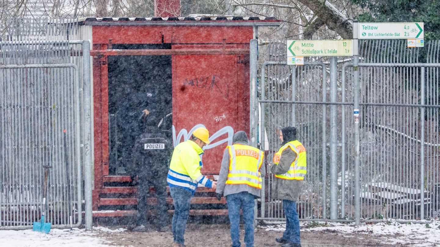 Polizei-Statistik: Gewalttaten von Linken und Rechten nehmen