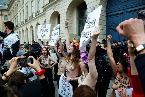 Protest vor dem Justizministerium
