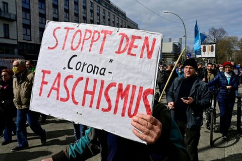Demonstration von Coronaleugnern 2021