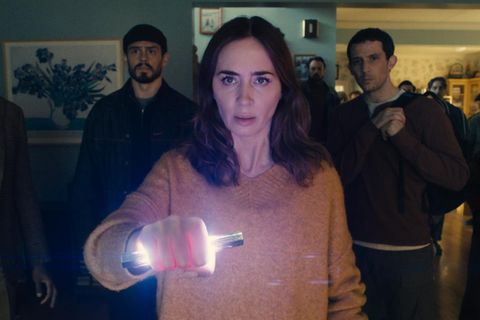 Filmszene mit Emily Blunt  aus dem Steven Spielberg-Film „Disclosure Day“