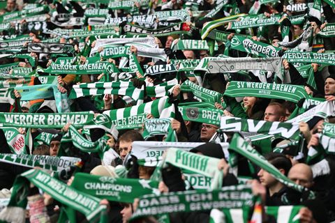 Fans von Werder Bremen. Foto: Carmen Jaspersen/dpa