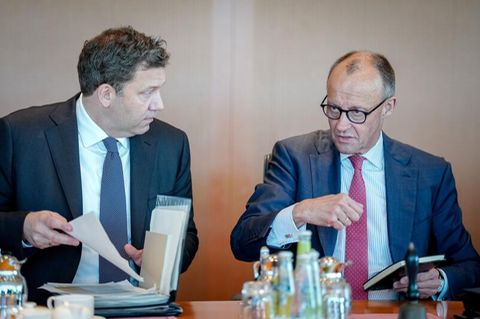 Reformgipfel im Kanzleramt: Ein Treffen, vier Hoffnungen