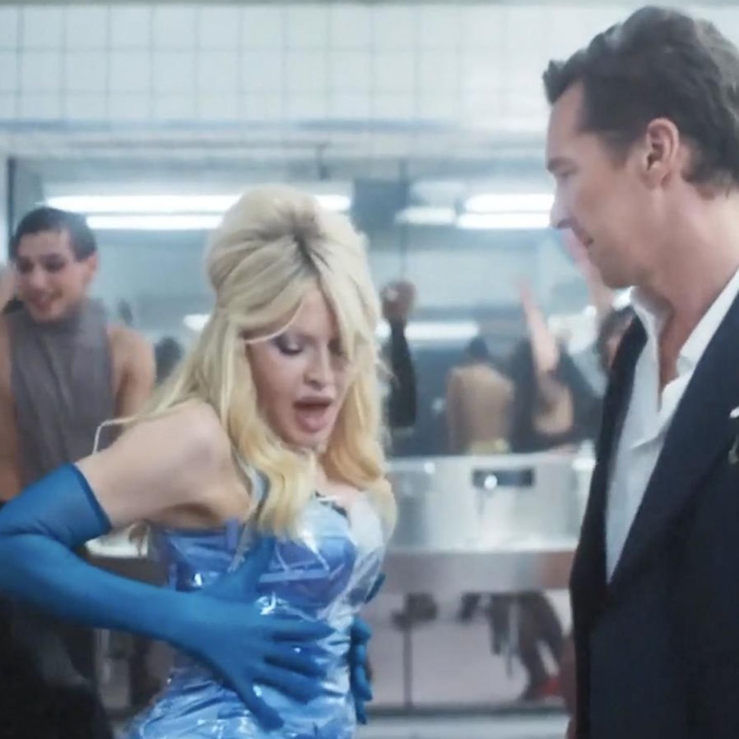 Madonna und Benedict Cumberbatch in ihrem Kurzvideo