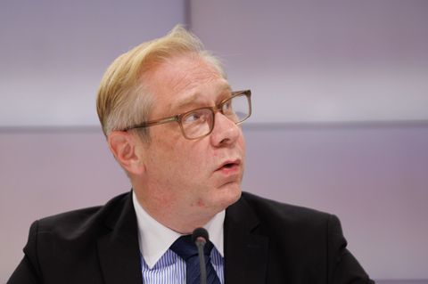 Brandenburgs Antisemitismus-Beauftragter Andreas Büttner hat seinen Bericht vorgestellt. Foto: Carsten Koall/dpa