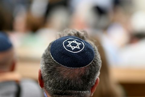 Mann mit Kippa