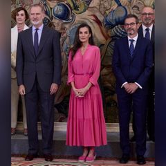 Königin Letizia wählte am Dienstag ein rundum pinkes Outfit.