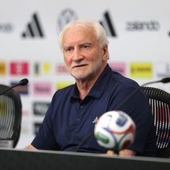 Rudi Völler ist vor dem WM-Start optimistisch. Foto: Jan Woitas/dpa