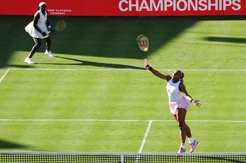 Williams (r) meldete sich mit einem Sieg zurück. Foto: Adam Davy/PA Wire/dpa