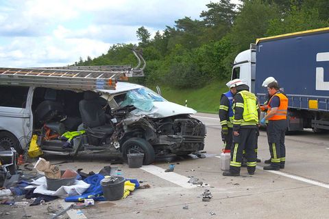 Die Ursache des Unfalls war zunächst unklar. Foto: -/NWM-TV/dpa