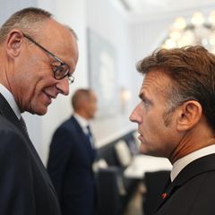 Bundeskanzler Friedrich Merz (l.) und Frankreichs Staatschef Emmanuel Macron