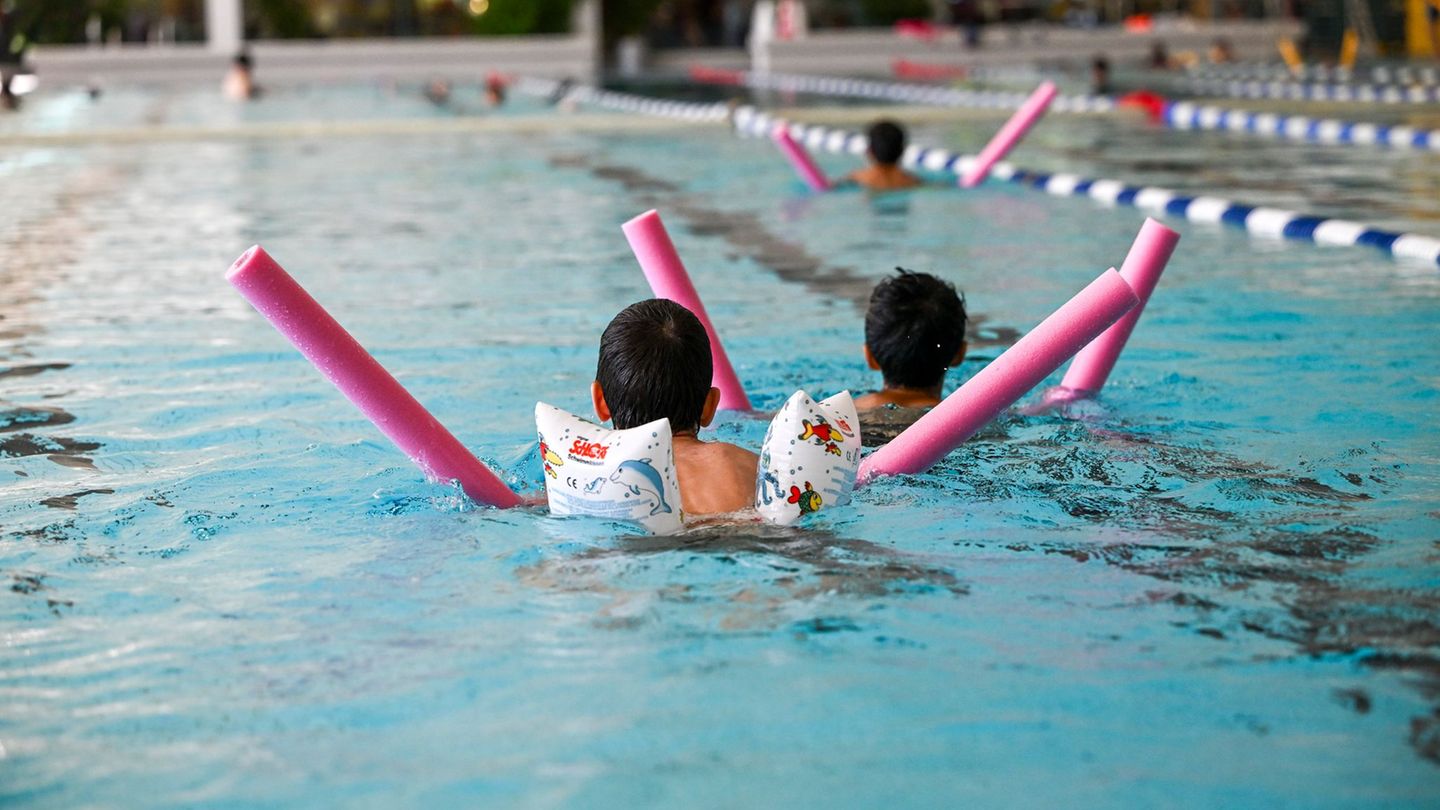 Sommerferien: So kommen Kinder in Berlin zum Schwimmkurs