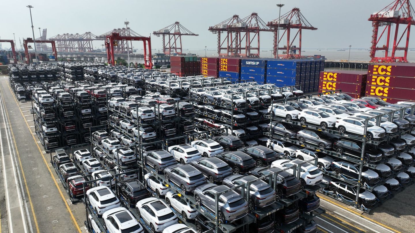 Autoindustrie: Verband: Chinas Autoexporte steigen