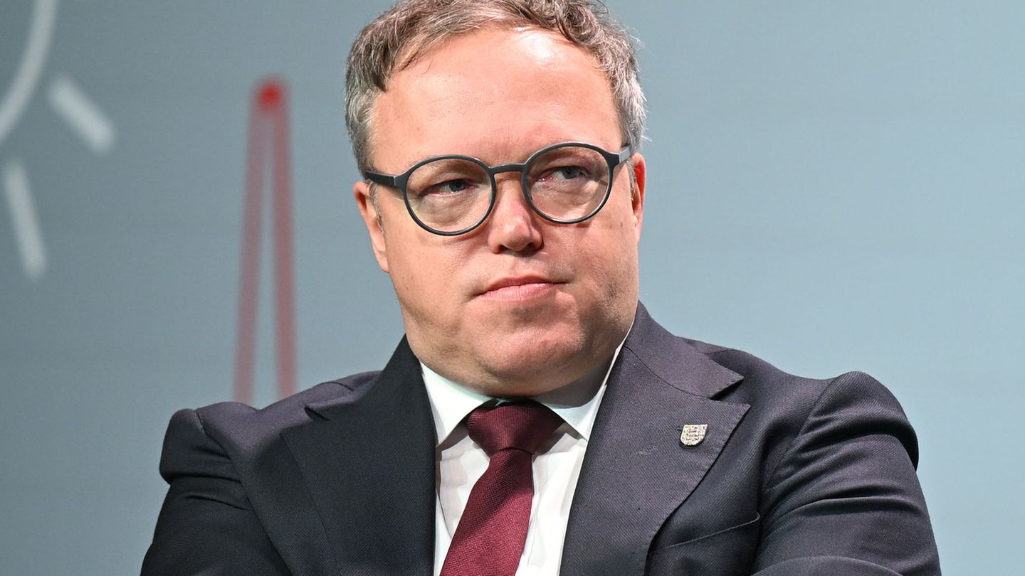 Thüringer Regierungschef: KI in der Politik - Warum Mario Voigt in der Kritik steht