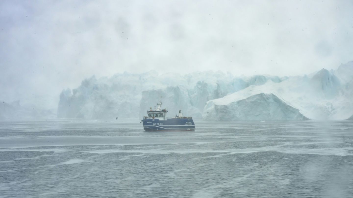Klimawandel macht Gletscher instabil: Deutlich mehr Eisberge vor Grönland