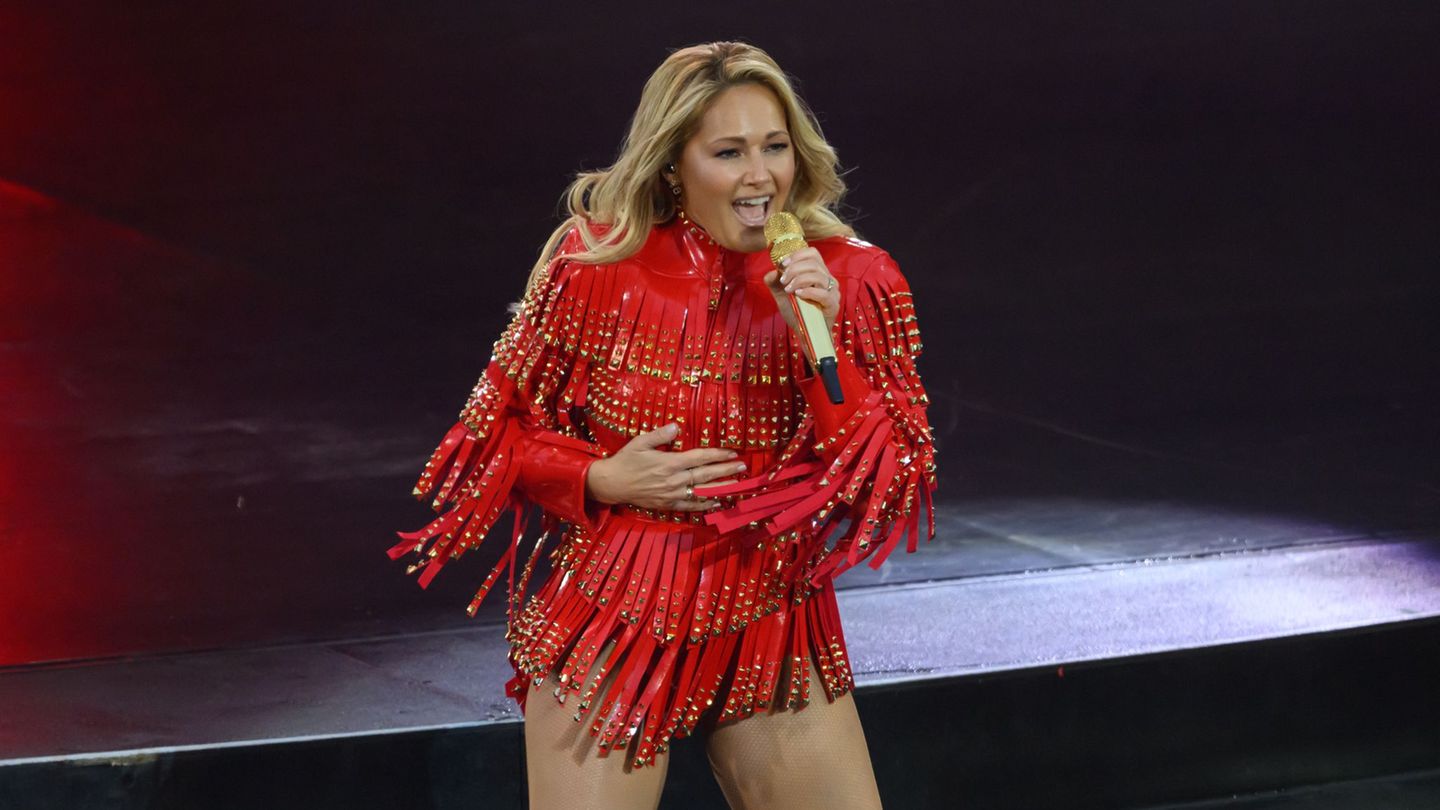 20 Jahre Bühnenkarriere: Helene Fischer: Tourauftakt in Dresden vor über 35.000 Fans