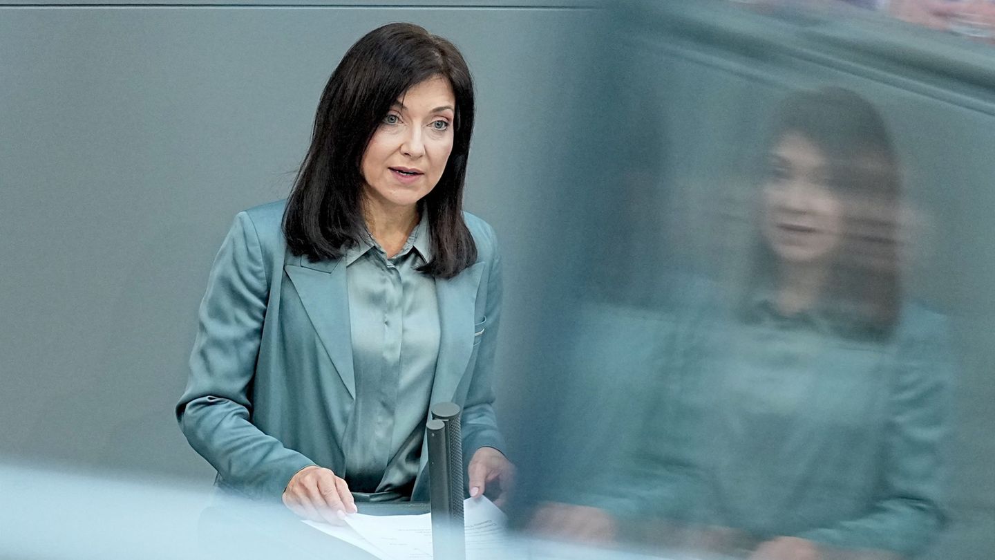 Bundestag: Neustart oder Kostenfalle? Debatte um n