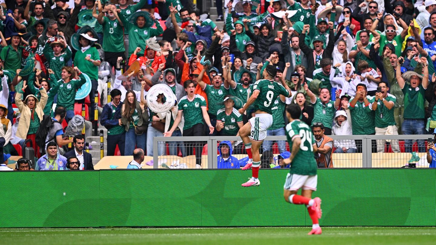 Pressestimmen WM-Auftakt: Das Aztekenstadion „bebt