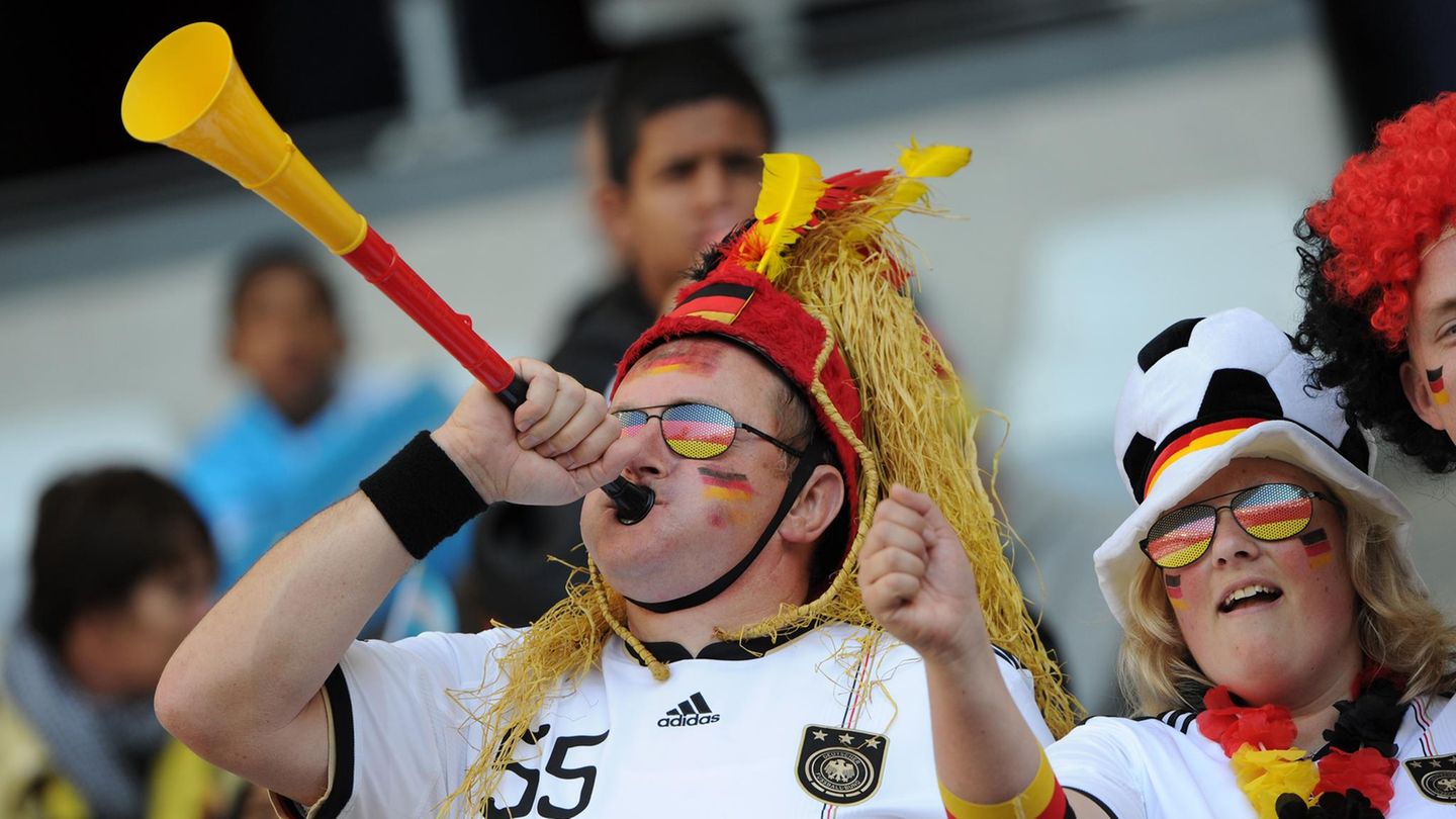 WM Ballaballa: Hinter Mailand und Dynamo Tresen: Finden Sie diese Fußballwitze auch so lustig?