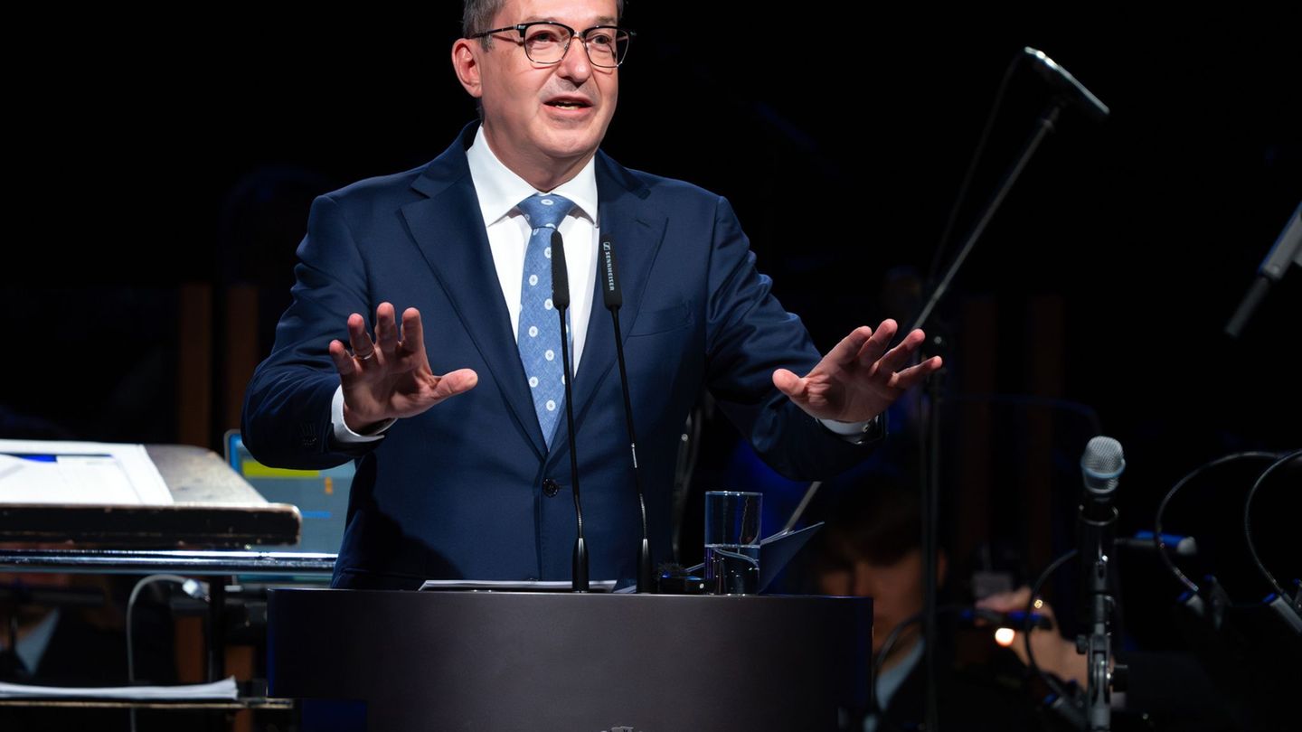 Binnengrenzen: Dobrindt: Bundespolizei durch Grenzkontrollen stark belastet