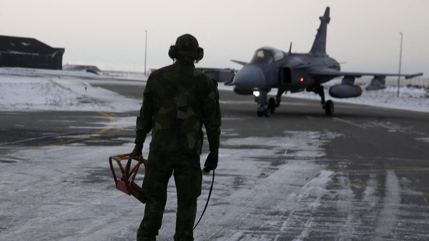 Sicherheitslage: Schwedische Armee fängt zwei russische Kampfjets über der Ostsee ab