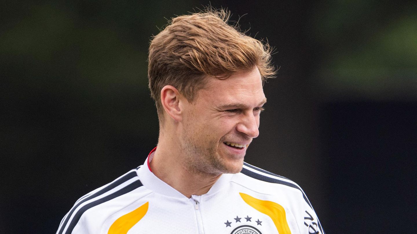 Newsblog zur Fußball-WM: Deutschlands Kapitän Kimmich wünscht sich „positiven Patriotismus“
