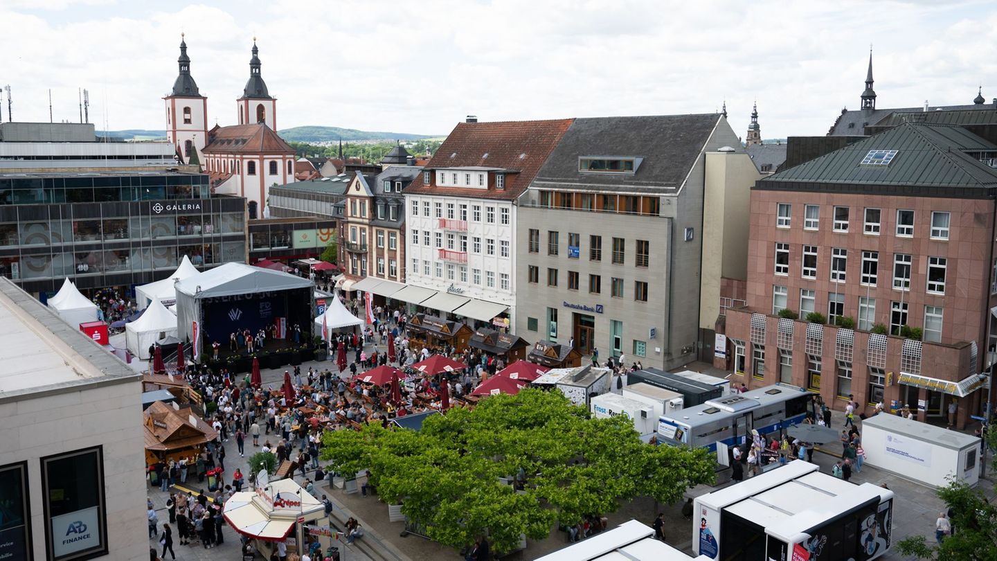 Landesfest: Wenn die KI hessisch babbelt - Bummel über den Hessentag