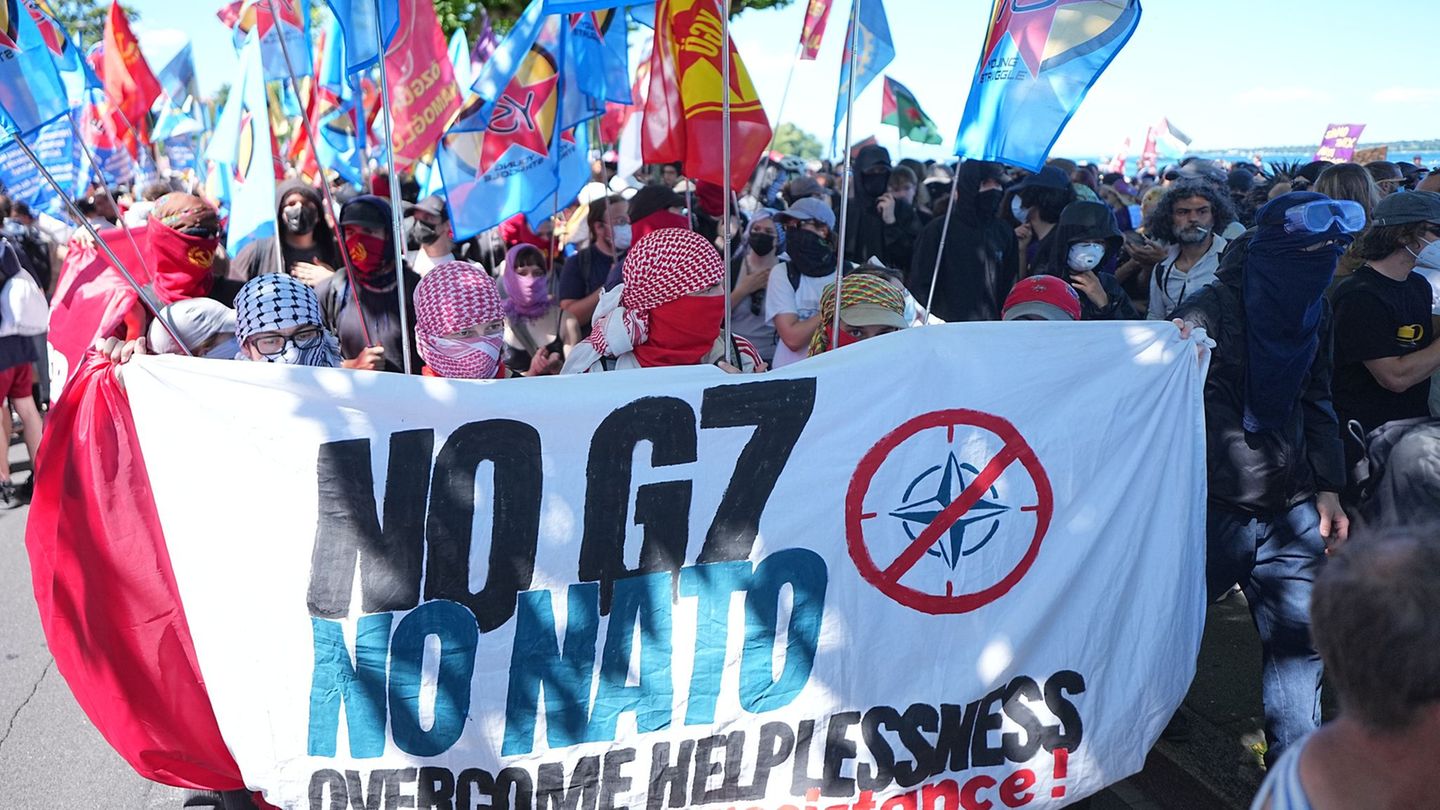 Gipfel in Frankreich: Großer Anti-G7-Protest - Genf im Ausnahmezustand