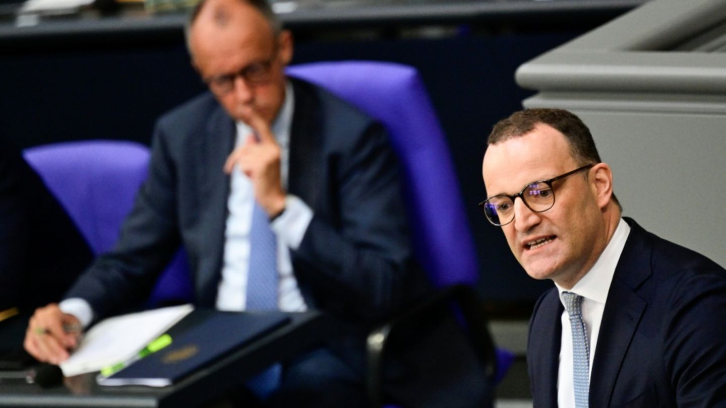 Spahn pocht auf Reform von Arbeitszeitregeln - SPD will Arbeitnehmer stärken