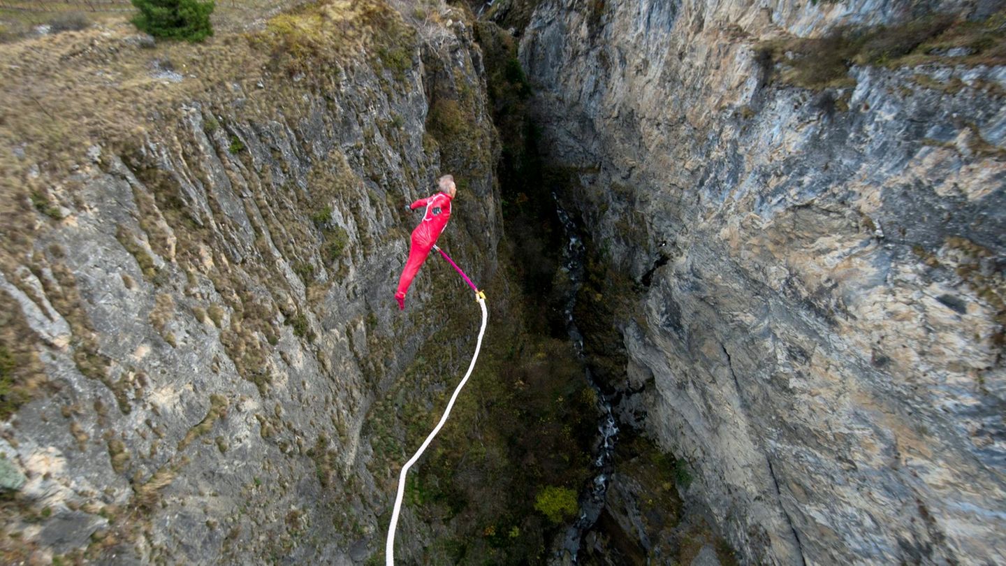 Brasilien: Tödlicher Fehler beim Rope-Jumping: Team wirft Frau ohne Seil von Brücke
