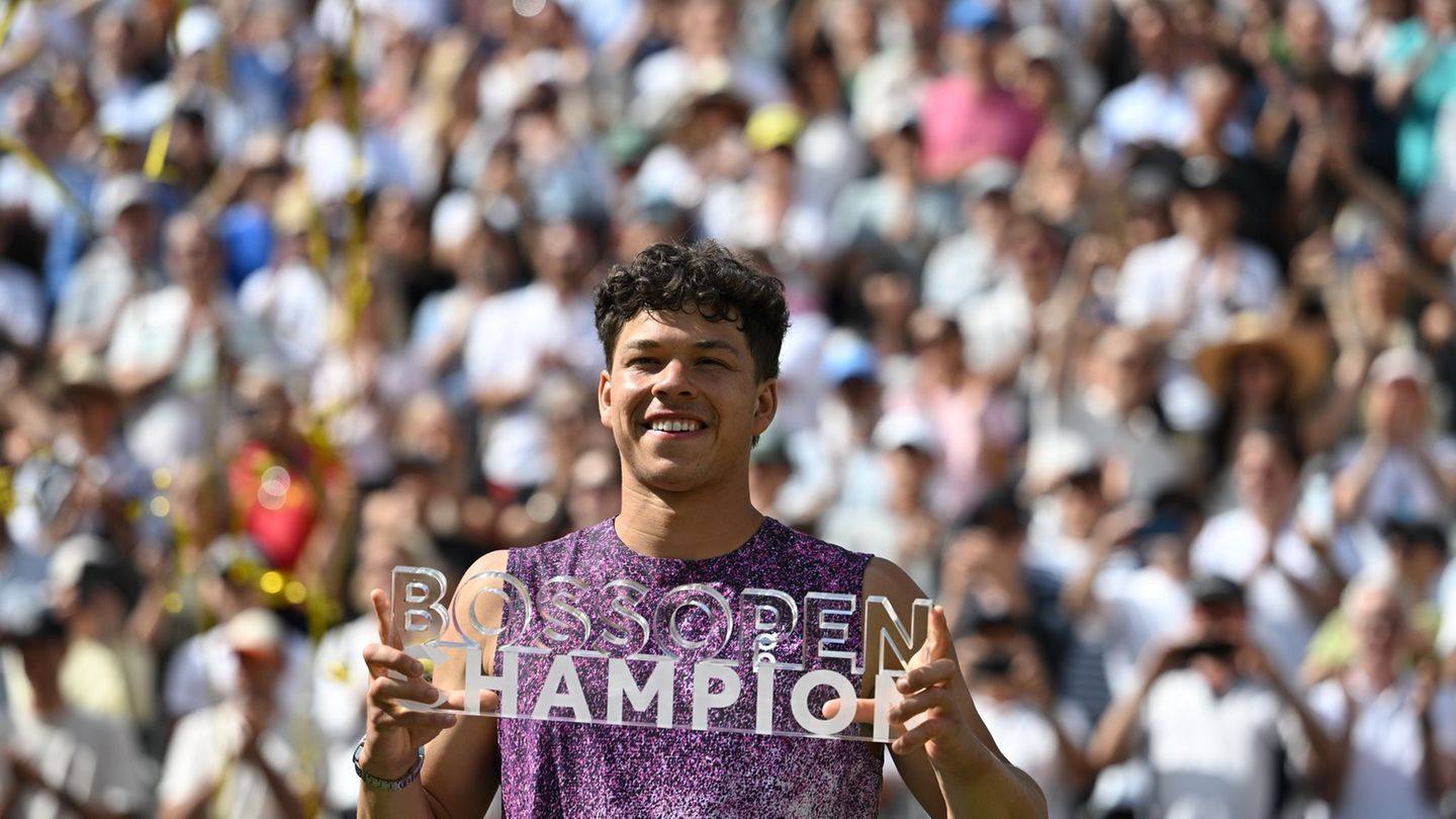 ATP-Turnier: Lob von Becker: Shelton holt Rasen-Titel in Stuttgart