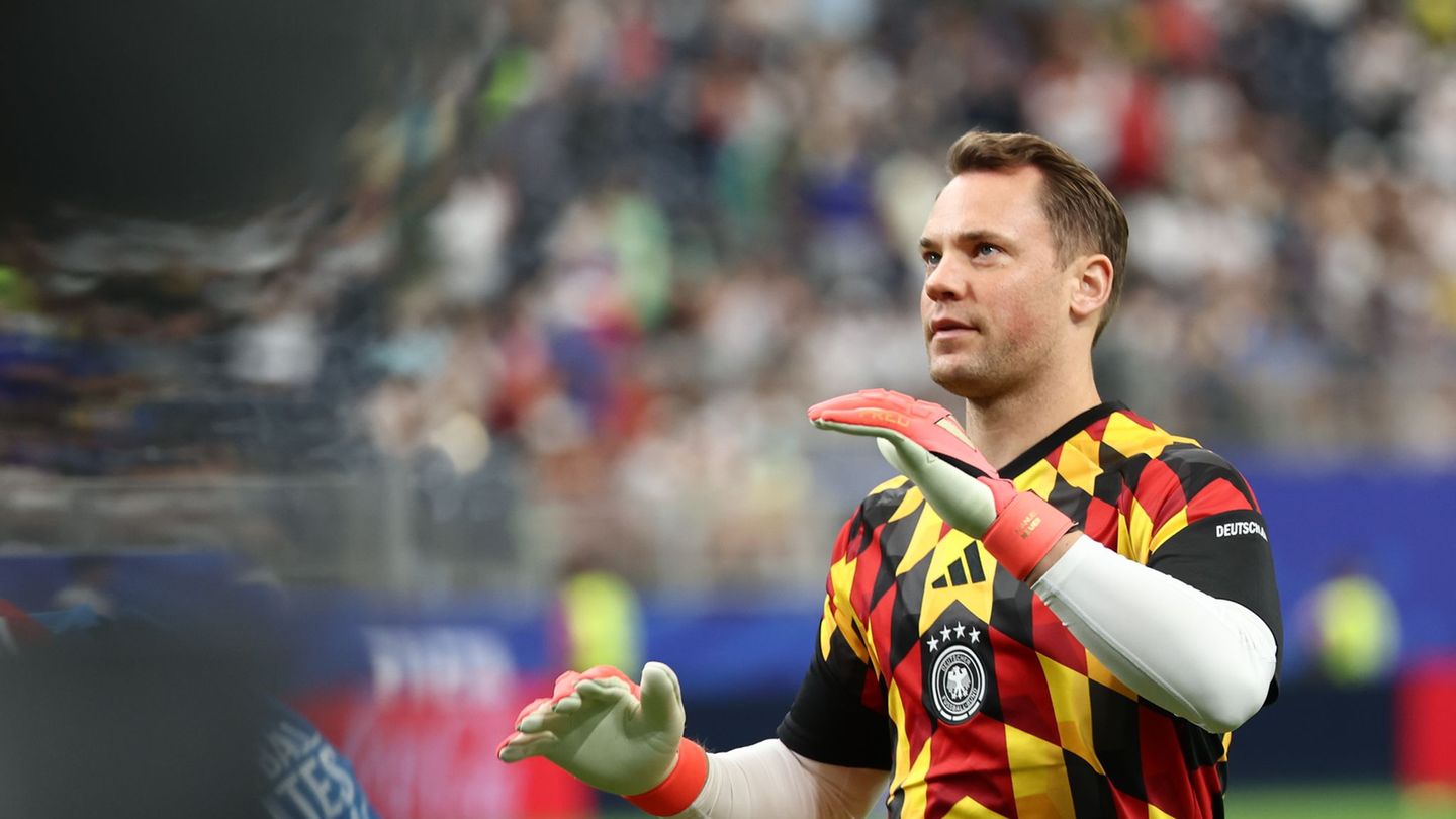 Fußball-Nationalmannschaft: Manuel Neuer mit Comeback WM-Rekordtorwart