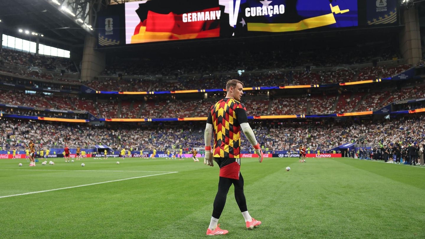 Newsblog zur Fußball-WM: Neuer jetzt ältester deutscher WM-Spieler