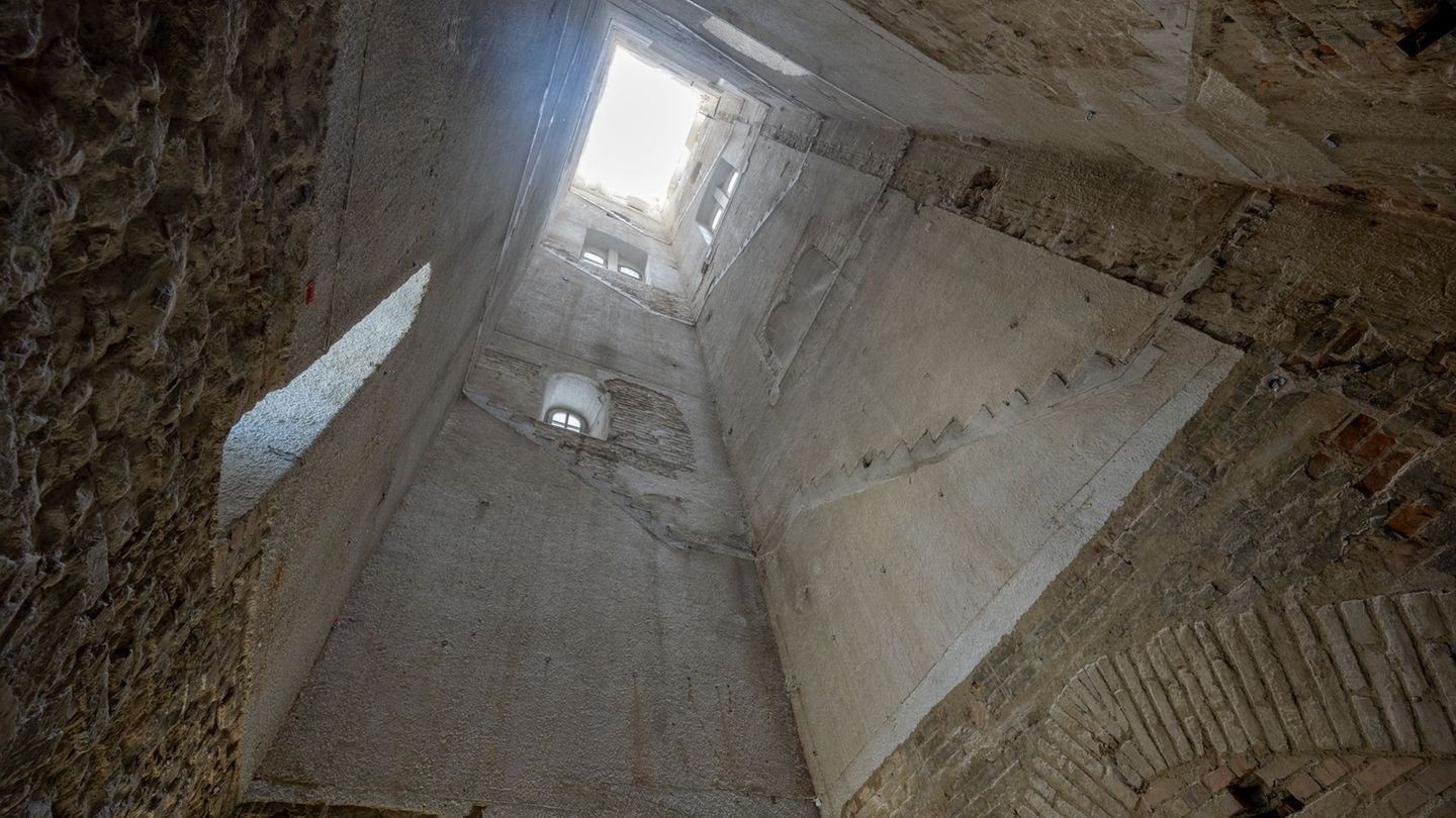 Denkmäler: Turm ohne Treppe - Augsburger Perlachturm hohl