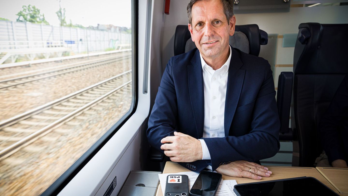 Niedersachsens Regierungschef: Mit Olaf Lies im ICE nach Berlin
