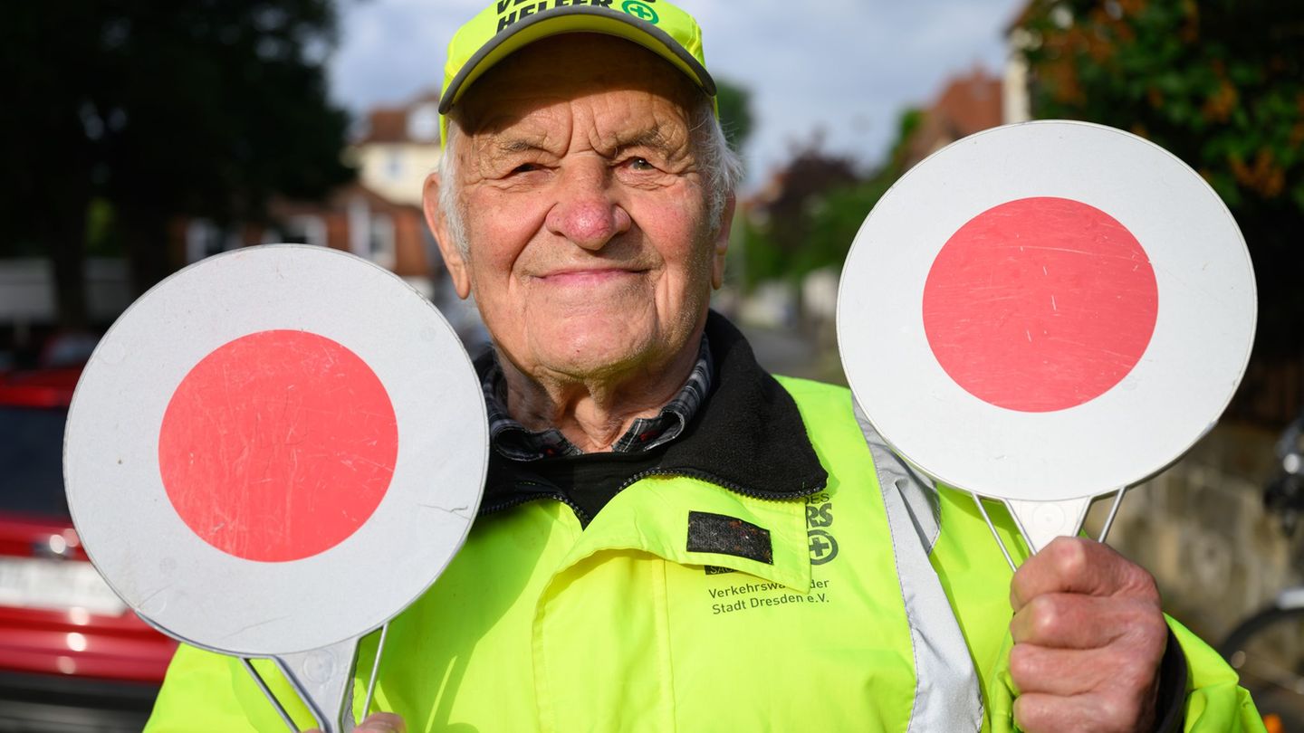 Ehrenamt mit Herz: Mit 93 Jahren – Werner Niehle sorgt für sicheren Schulweg