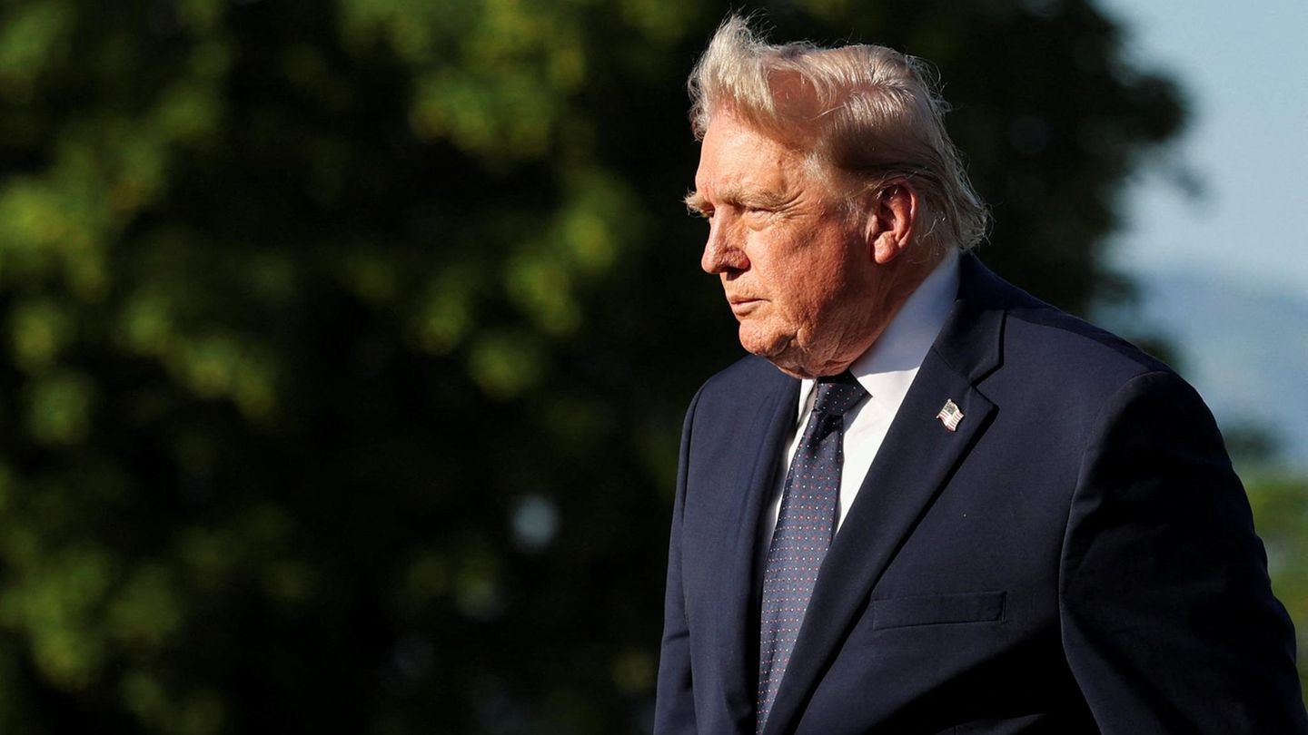 G7-Treffen in Frankreich: Der absurde Gipfel der Schmeichelei für Donald Trump