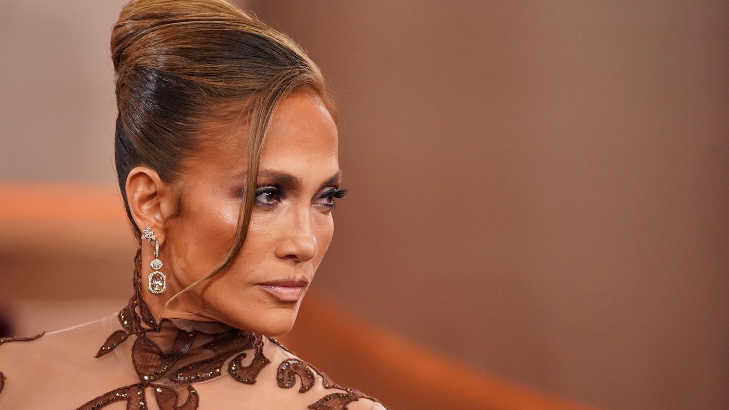 Leute: Jennifer Lopez: Bin seit Scheidung ein neuer Mensch