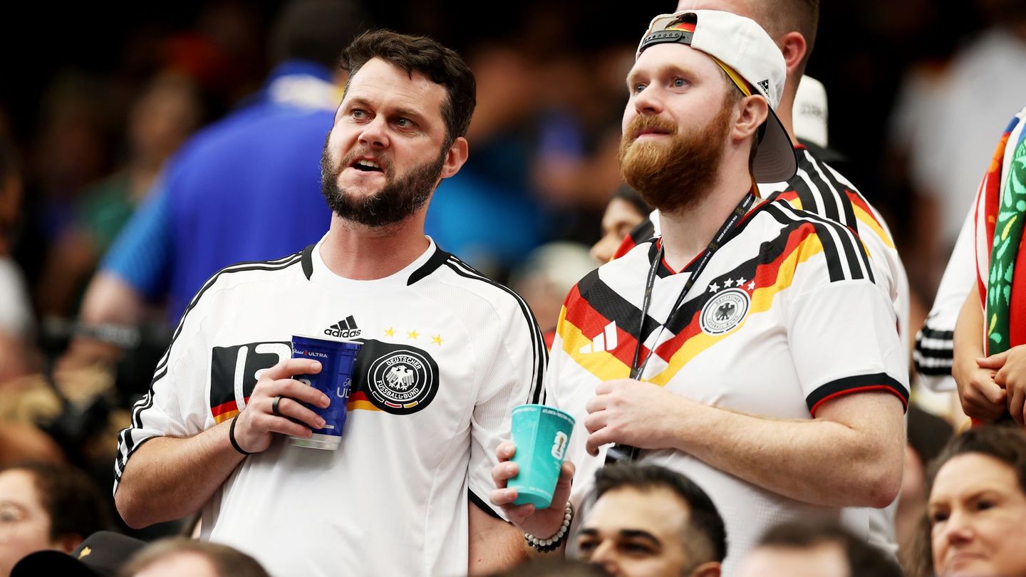 Ticketpreise in der Kritik: Bis zu 300 US-Dollar fürs Parken: Das kostet ein Besuch im WM-Stadion wirklich