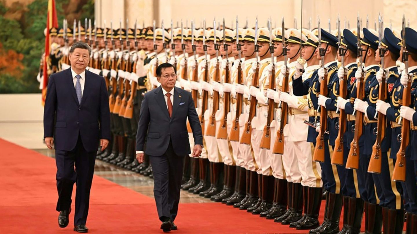 Xi sagt Myanmar „feste“ Unterstützung durch China zu