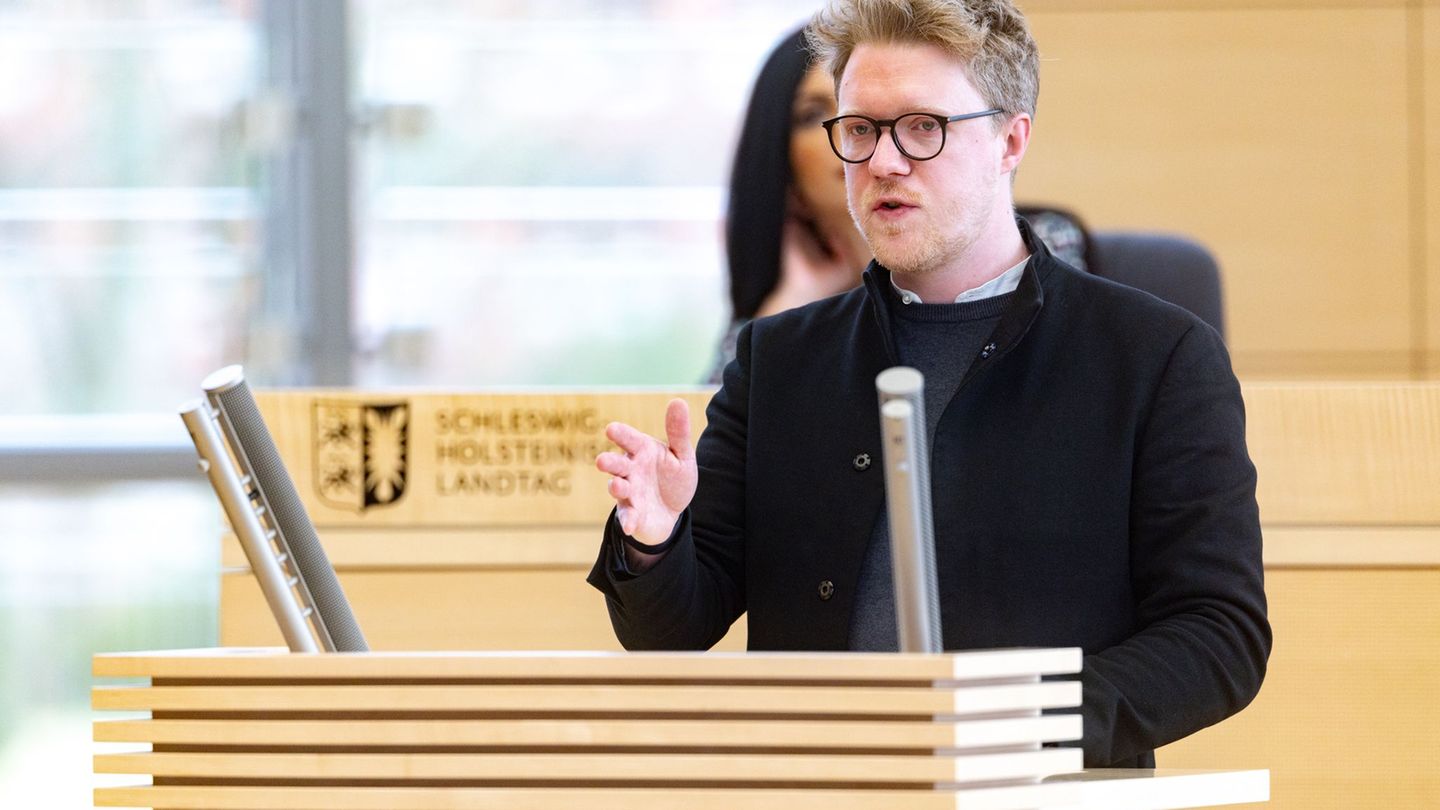 Politik: Schwarz-Grün lehnt Rücktritte in Northvolt-Affäre ab