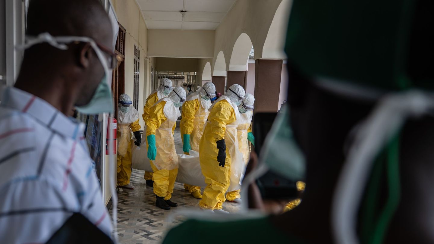 Ebola-Ausbruch: Ebola-Ausbruch im Kongo: Rotes Kreuz warnt vor langem Kampf