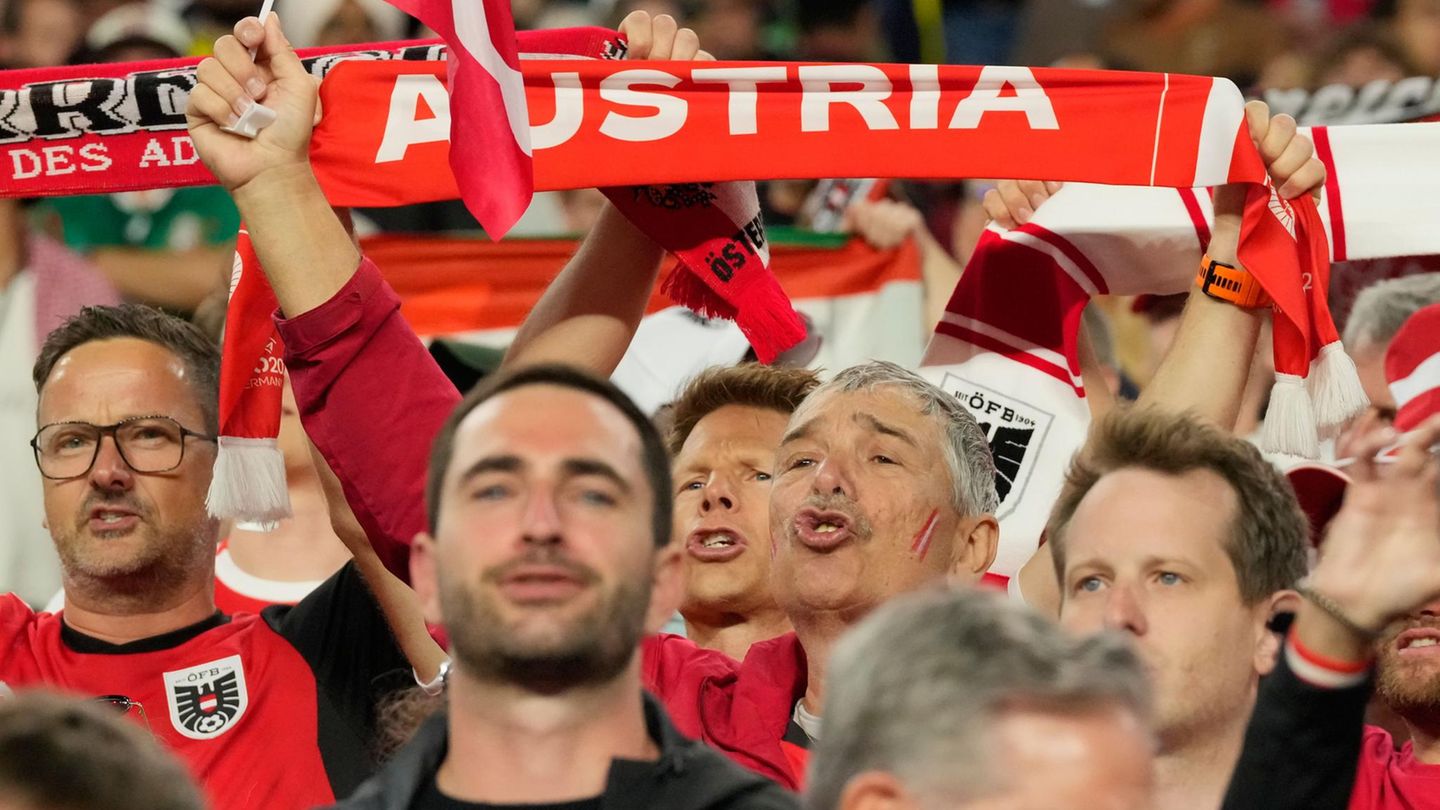 Newsblog zur Fußball-WM: Österreichische Fans frotzeln über Deutschland