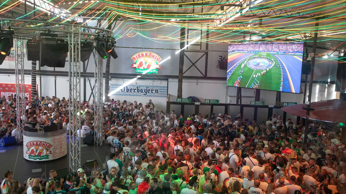 Wetter: WM im Urlaub: Public Viewing bei fast 40 Grad auf Mallorca