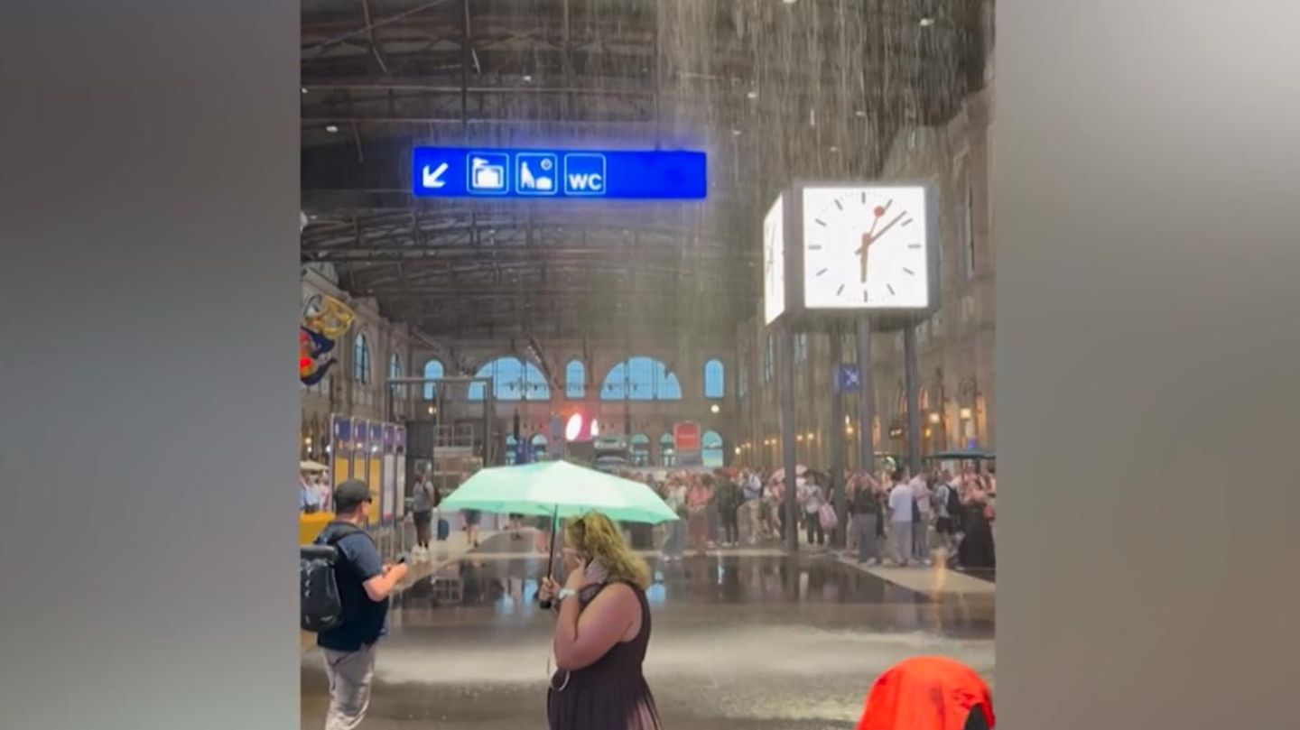 Unwetter in Zürich: 50 Liter pro Quadratmeter – Wassermassen dringen in Hauptbahnhof ein