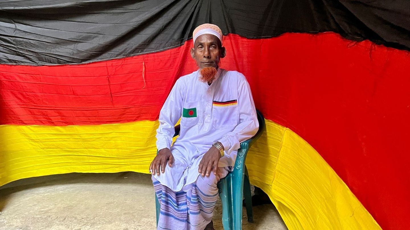 Newsblog zur Fußball-WM: Fan aus Bangladesch näht 7,5-Kilometer-Fahne für DFB-Team