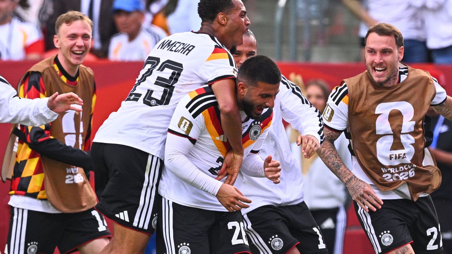 Fußball-Nationalmannschaft: Sieg der Emotionen: Undav schießt DFB-Elf in K.-o.-Runde