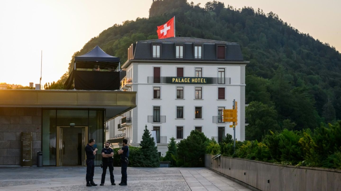 Islamabad: Pakistanische Delegation für US-iranische Gespräche in der Schweiz angekommen
